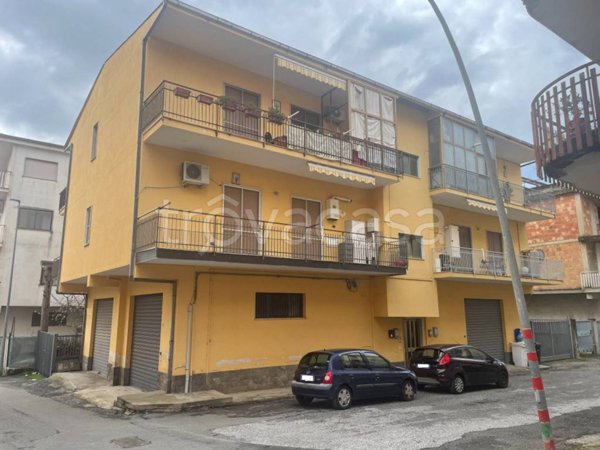 appartamento in vendita a Lamezia Terme in zona Nicastro