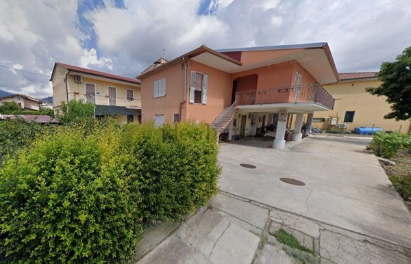 appartamento in vendita a Lamezia Terme in zona Nicastro