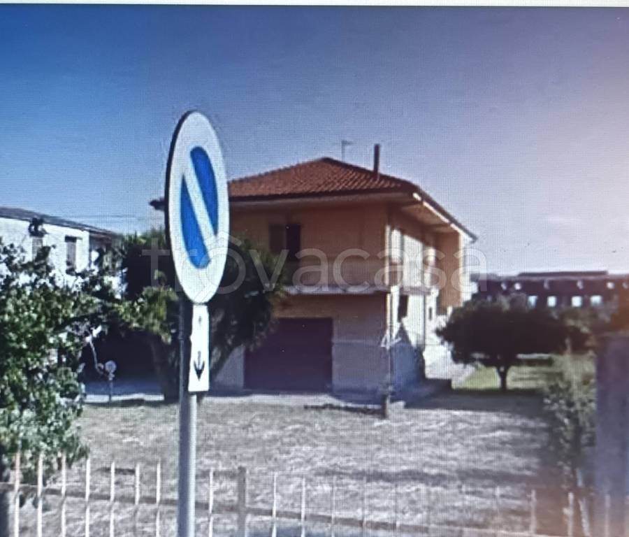 casa indipendente in vendita a Lamezia Terme