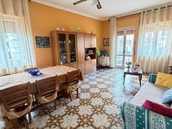 appartamento in vendita a Lamezia Terme in zona Nicastro