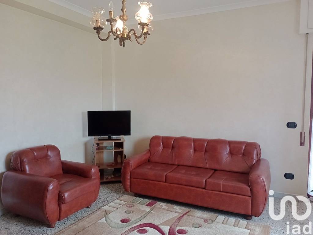 appartamento in vendita a Lamezia Terme in zona Nicastro