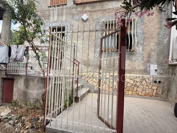 casa indipendente in vendita a Lamezia Terme
