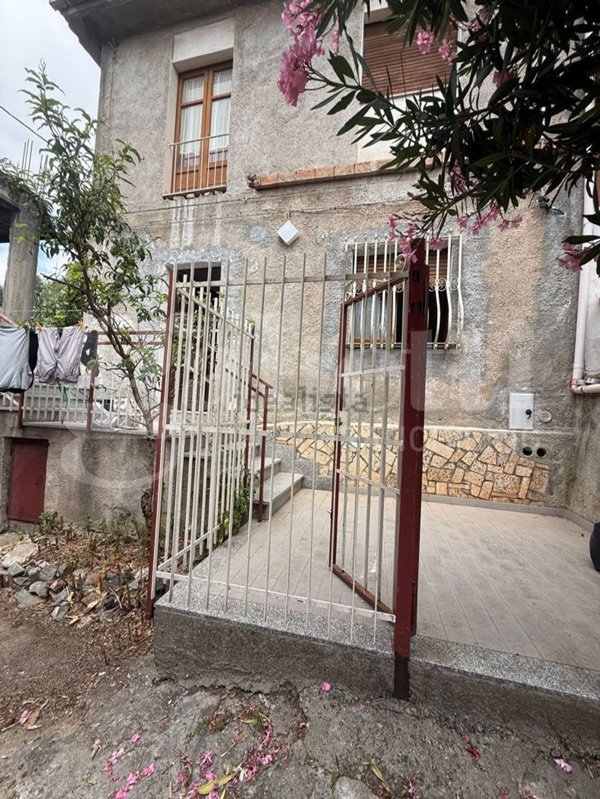 casa indipendente in vendita a Lamezia Terme