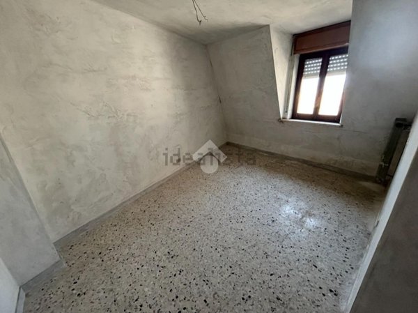 appartamento in vendita a Lamezia Terme in zona Sambiase