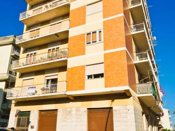 appartamento in vendita a Lamezia Terme in zona Nicastro