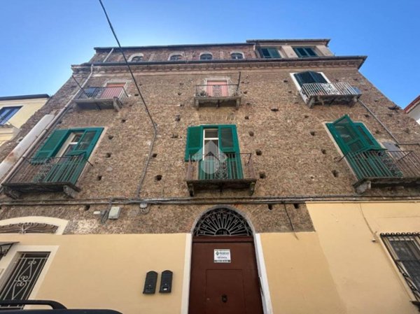 appartamento in vendita a Lamezia Terme in zona Nicastro