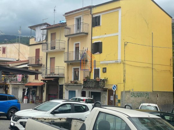 appartamento in vendita a Lamezia Terme in zona Nicastro