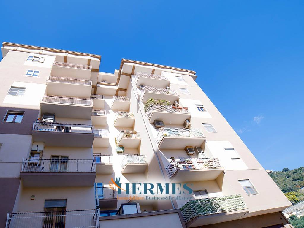 appartamento in vendita a Lamezia Terme in zona Nicastro