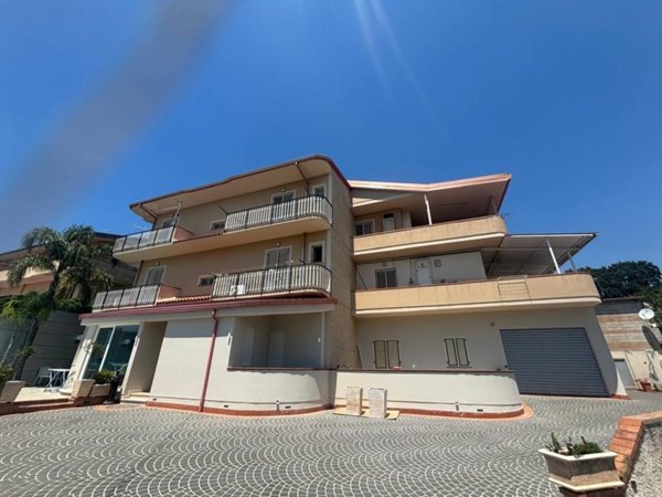 appartamento in vendita a Lamezia Terme in zona Nicastro