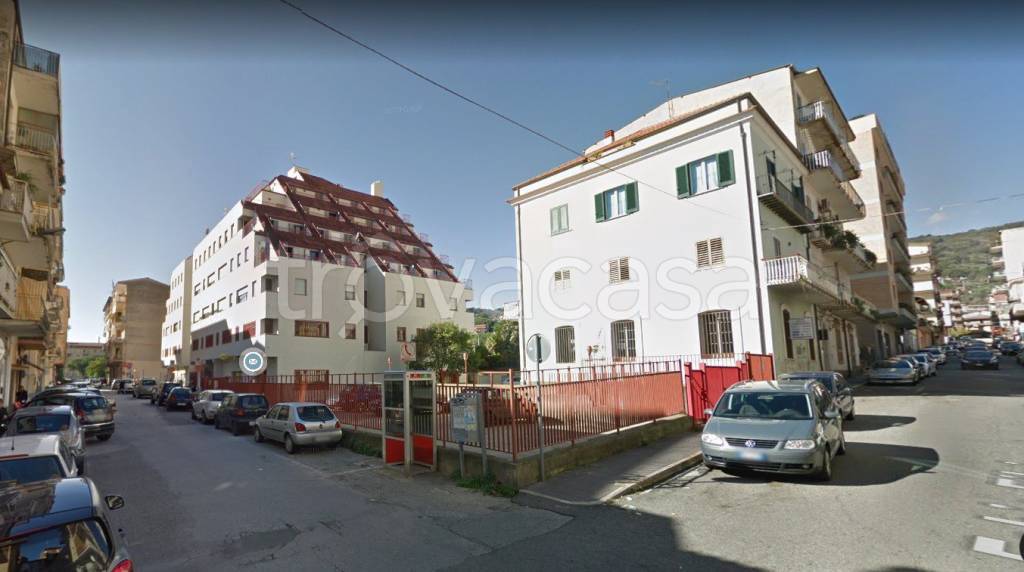 appartamento in vendita a Lamezia Terme in zona Sambiase