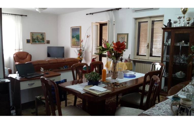 casa indipendente in vendita a Lamezia Terme