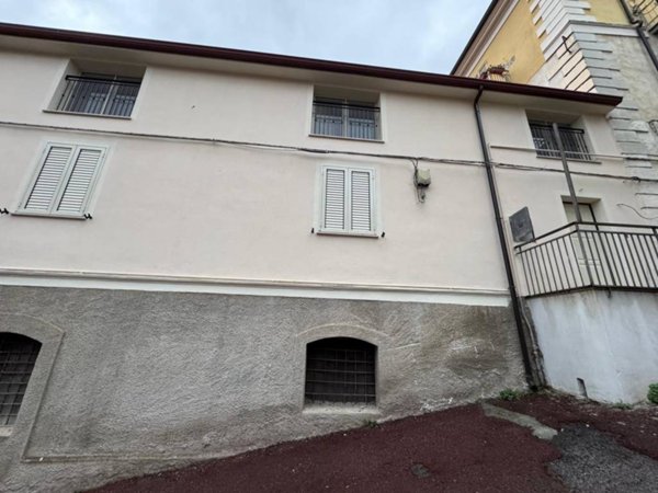 casa indipendente in vendita a Lamezia Terme in zona Sambiase