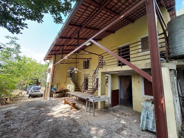 casa indipendente in vendita a Lamezia Terme