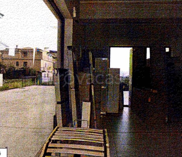 negozio in vendita a Lamezia Terme