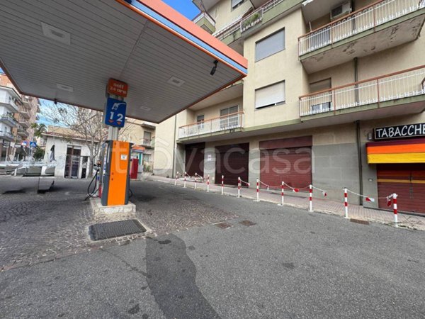 negozio in vendita a Lamezia Terme