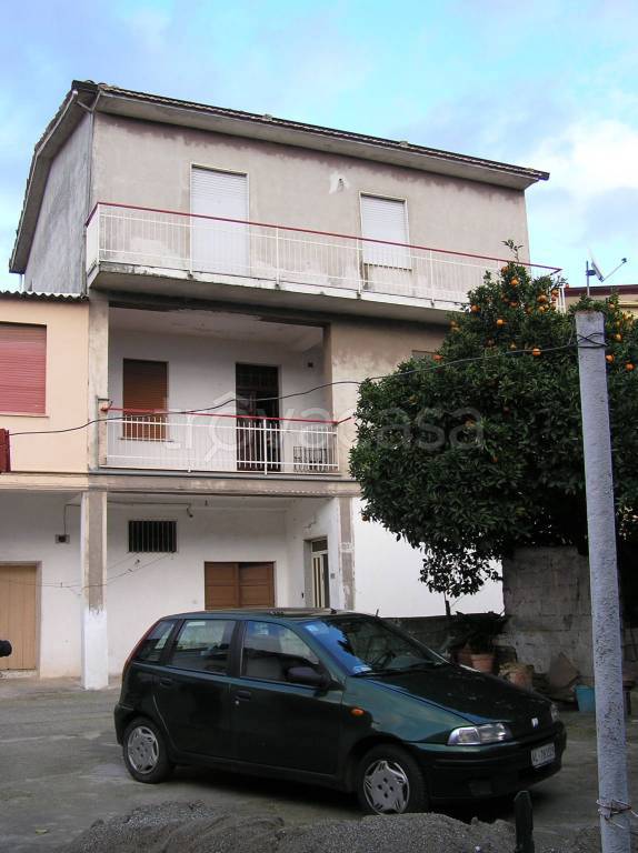 casa indipendente in vendita a Lamezia Terme