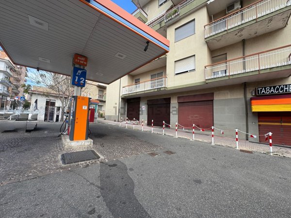locale commerciale in vendita a Lamezia Terme