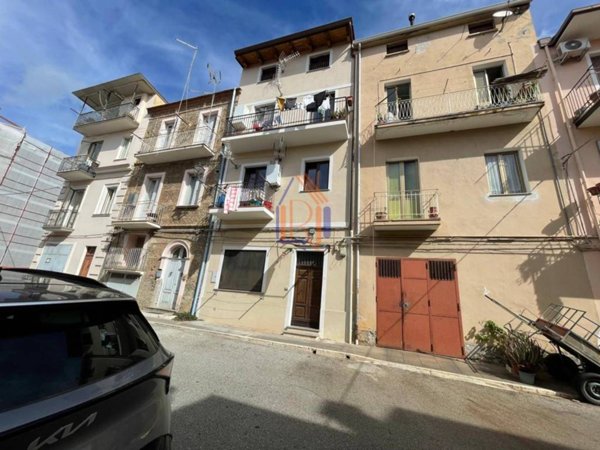 appartamento in vendita a Lamezia Terme in zona Sambiase