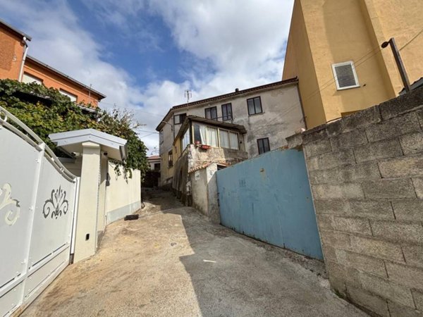 casa indipendente in vendita a Lamezia Terme in zona Fronti