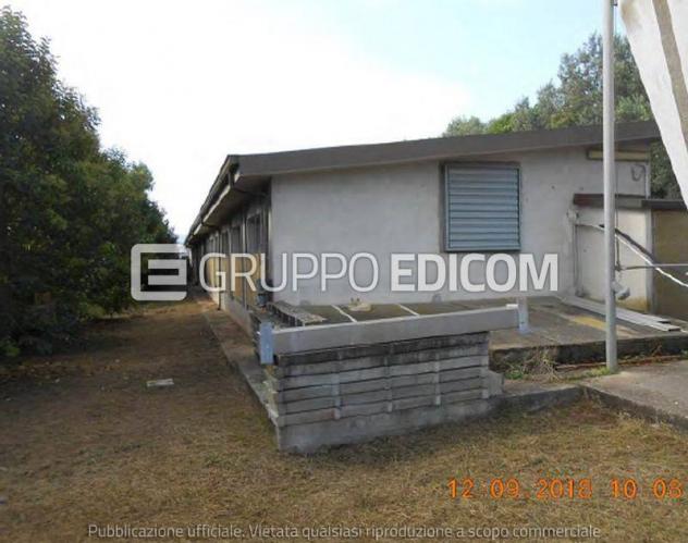 negozio in vendita a Lamezia Terme in zona San Pietro Lametino