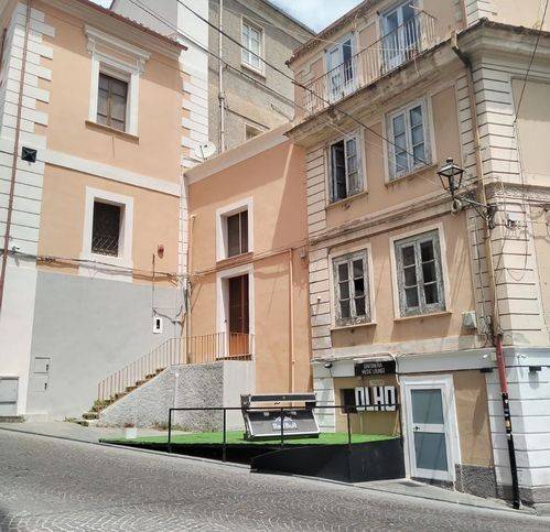 casa indipendente in vendita a Lamezia Terme in zona Sambiase