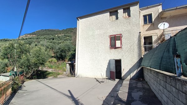 casa indipendente in vendita a Lamezia Terme
