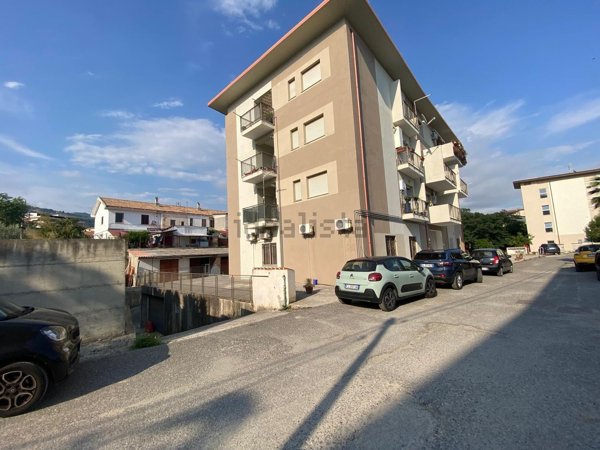 locale di sgombero in vendita a Lamezia Terme