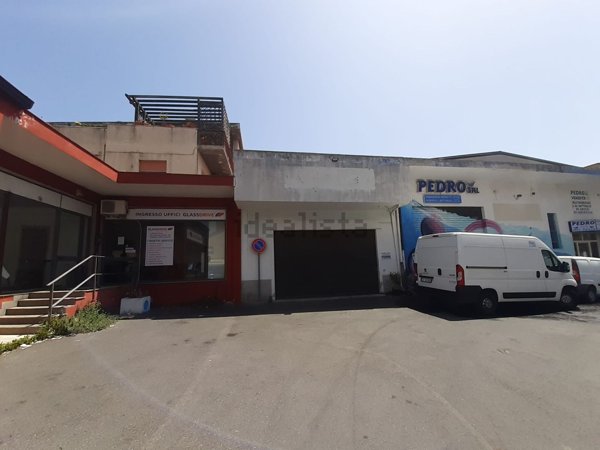 locale commerciale in vendita a Lamezia Terme