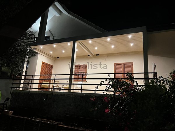 casa indipendente in vendita a Lamezia Terme