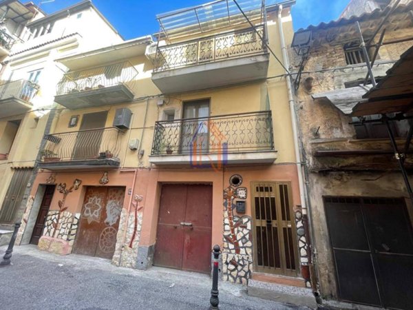 appartamento in vendita a Lamezia Terme in zona Nicastro