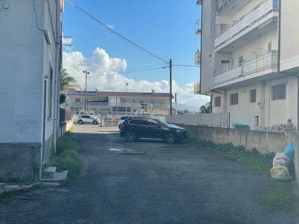 casa indipendente in vendita a Lamezia Terme in zona Nicastro