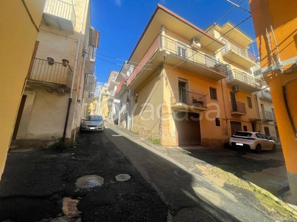 casa indipendente in vendita a Lamezia Terme in zona Nicastro