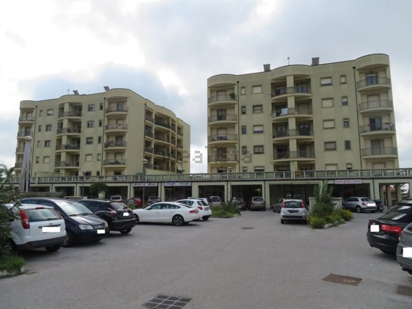 negozio in vendita a Lamezia Terme