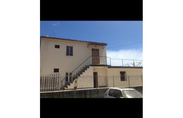 casa indipendente in vendita a Lamezia Terme in zona Nicastro