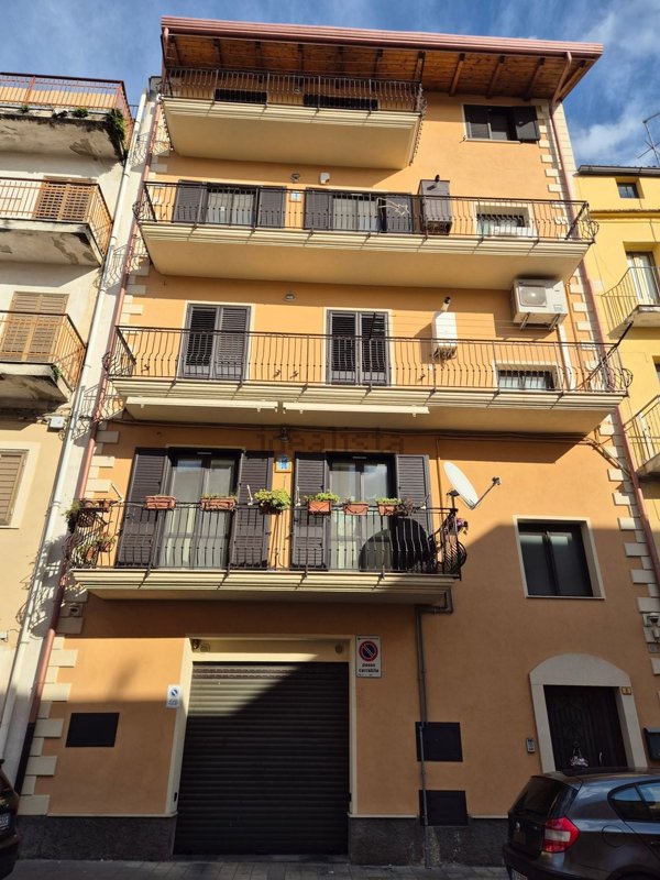 casa indipendente in vendita a Lamezia Terme