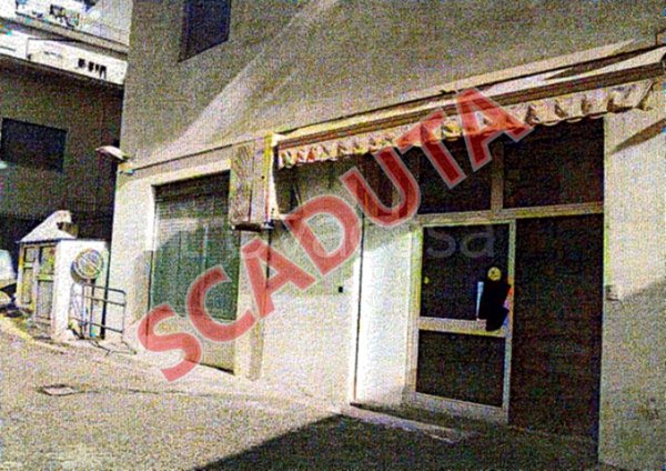 negozio in vendita a Lamezia Terme