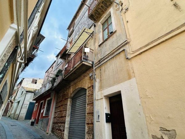 casa indipendente in vendita a Lamezia Terme in zona Sambiase