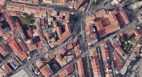 negozio in vendita a Lamezia Terme in zona Nicastro