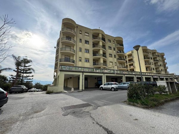 appartamento in vendita a Lamezia Terme in zona Sambiase