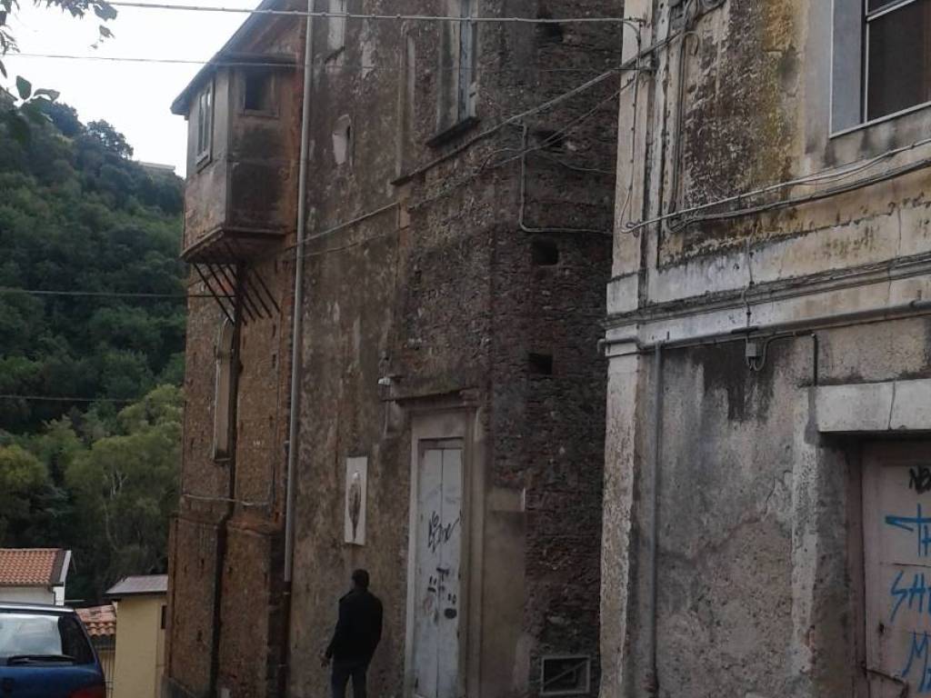 casa indipendente in vendita a Lamezia Terme in zona Nicastro