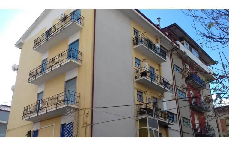 appartamento in vendita a Lamezia Terme in zona Nicastro