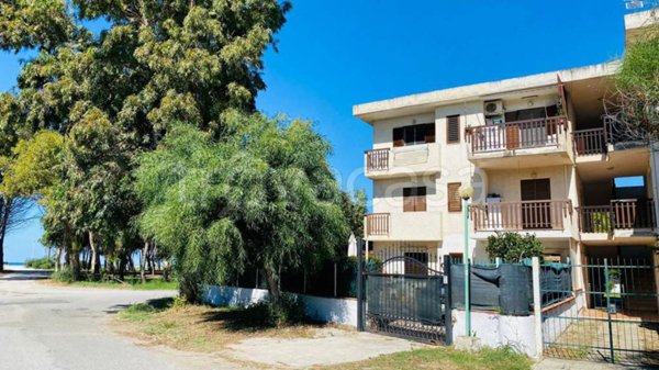 appartamento in vendita a Lamezia Terme in zona Sant'Eufemia Lamezia