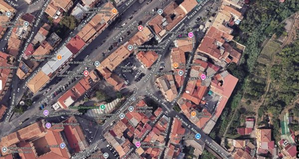 negozio in vendita a Lamezia Terme in zona Nicastro