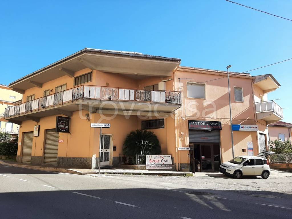 casa indipendente in vendita a Lamezia Terme