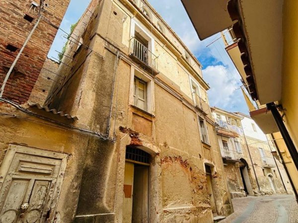 casa indipendente in vendita a Lamezia Terme in zona Sambiase