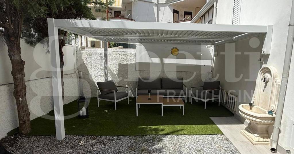 casa indipendente in vendita a Lamezia Terme