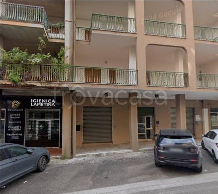 negozio in vendita a Lamezia Terme