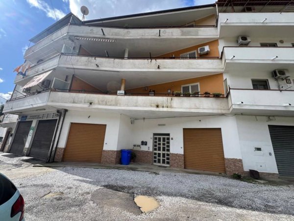 appartamento in vendita a Lamezia Terme in zona Nicastro