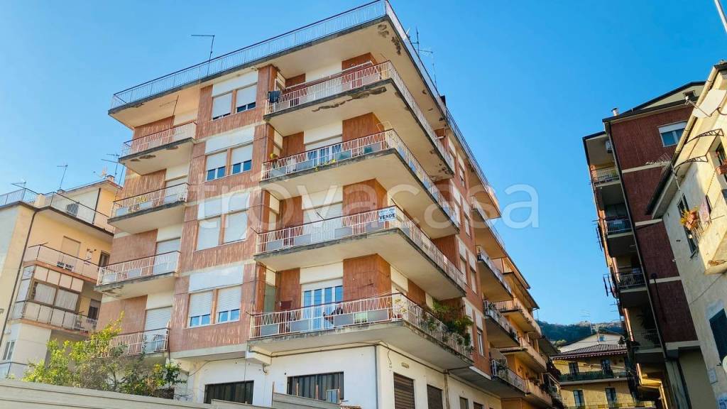 appartamento in vendita a Lamezia Terme in zona Nicastro