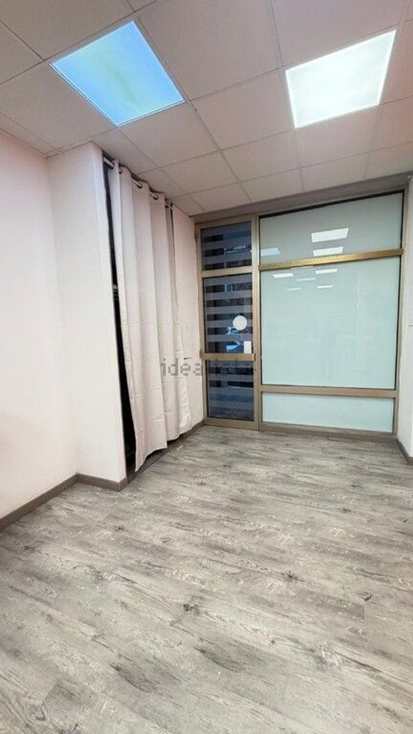 locale commerciale in vendita a Lamezia Terme